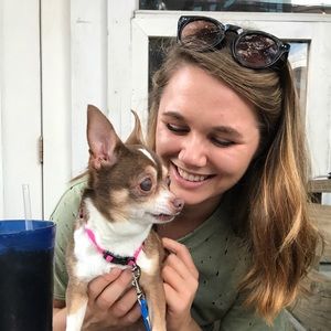 Meet your Posher, Caroline